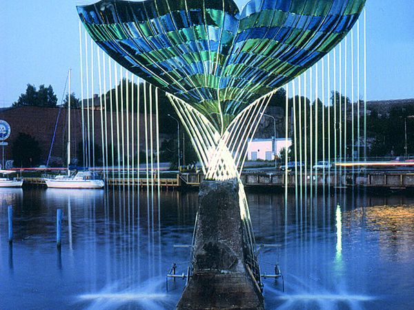 Brunnenskulptur Fischflosse